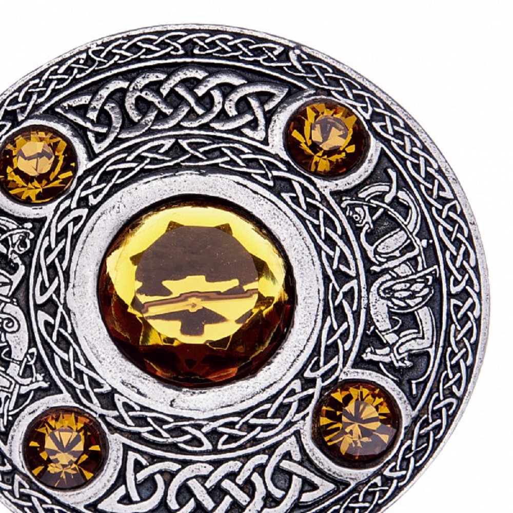 Broche de Plaid, Pierre Broche de Plaid, Pierre