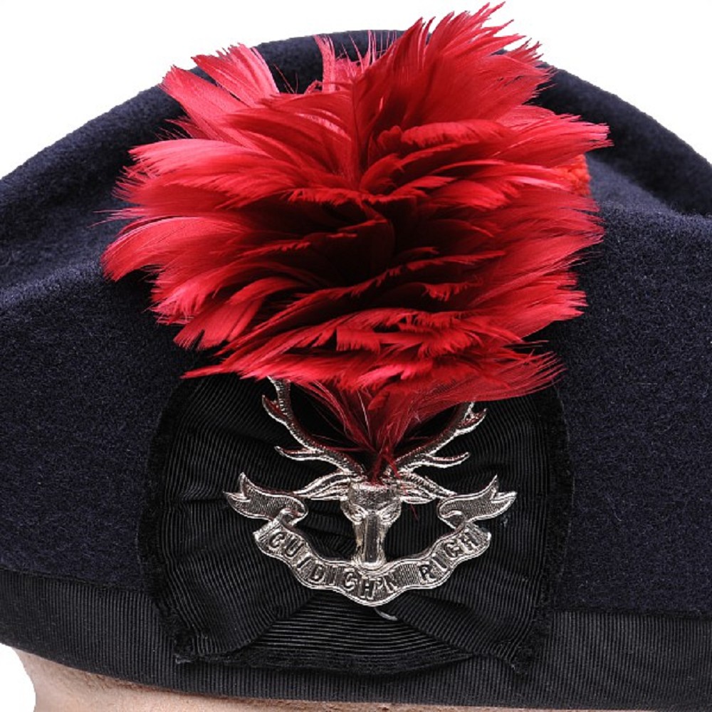 Plumet, standard, rouge foncé Plumet, standard, rouge foncé