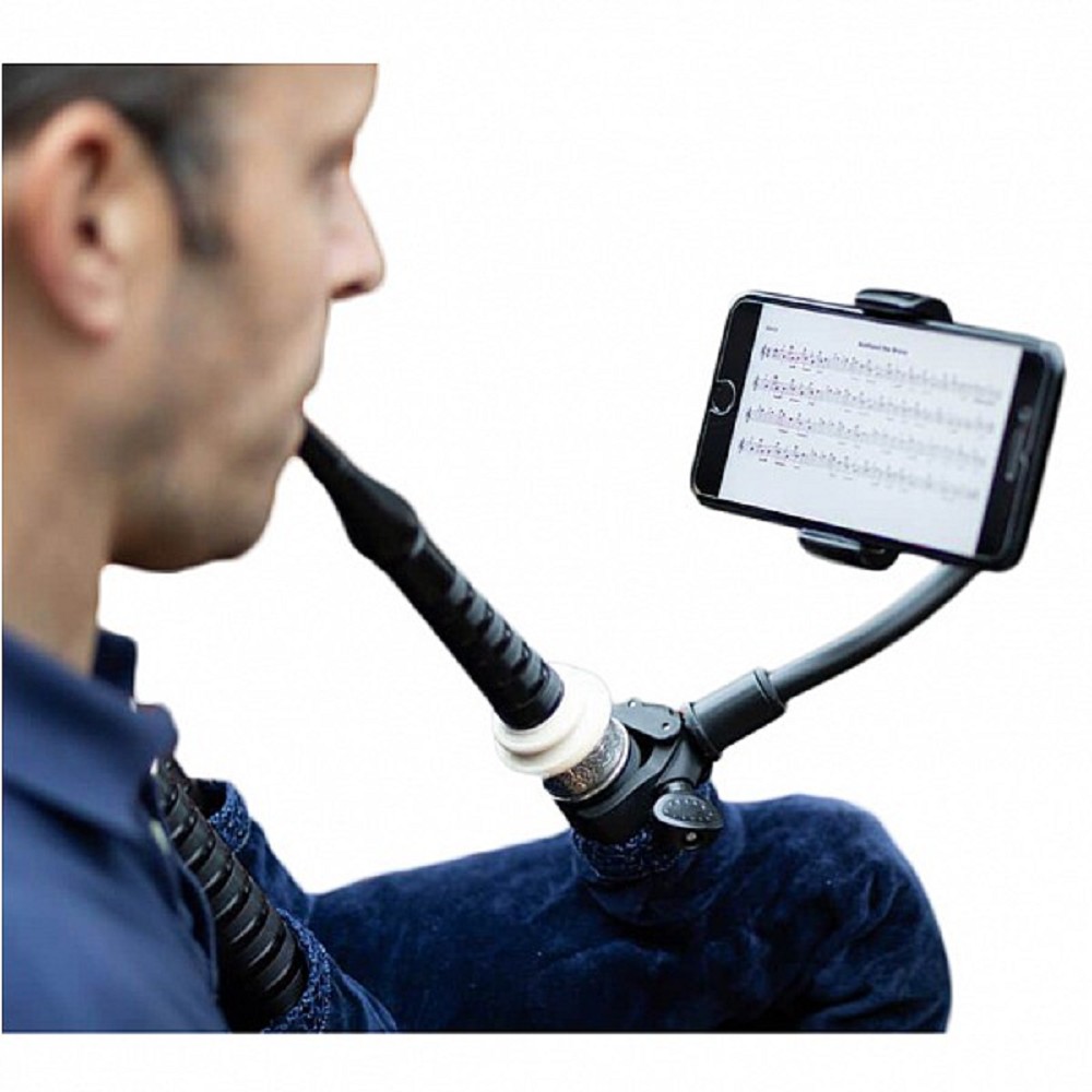 Fixation de portable "Piper's Advantage" pour cornemuse Fixation de portable "Piper's Advantage" pour cornemuse