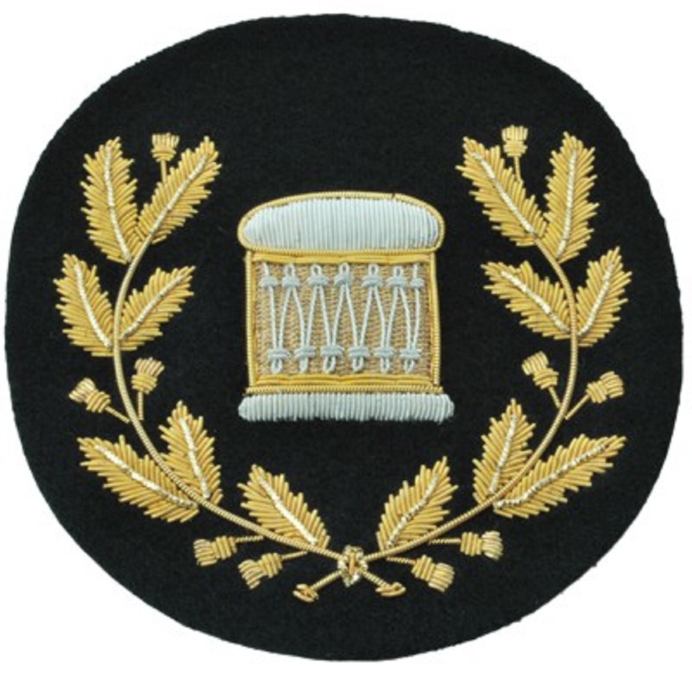Drum-Major-Badges Gold on black