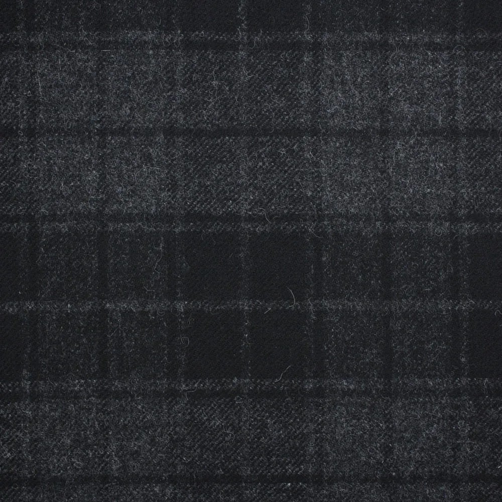Grey Highlander CGE194 - Marton Mills - Tweed - DW