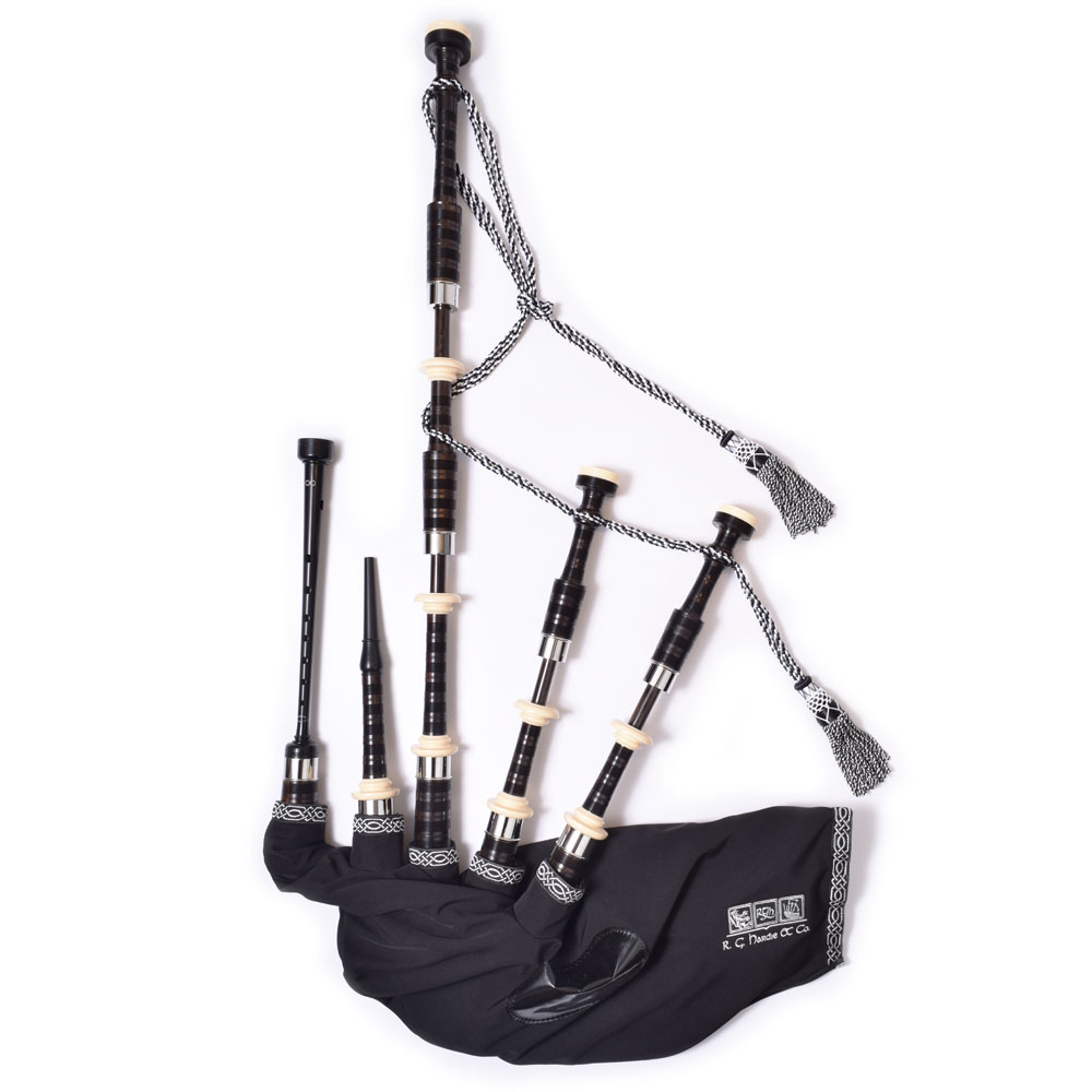 R.G. Hardie RGH01 Blackwood Bagpipes R.G. Hardie RGH01 Blackwood Bagpipes