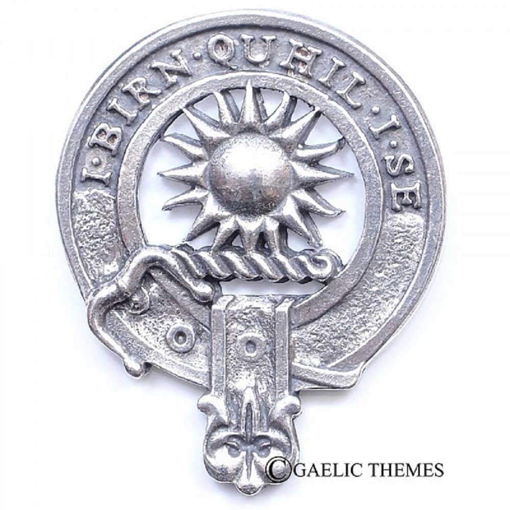 Cap Badge, Clan MacLeod of Lewis